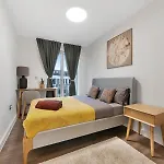 Heart Of Stratford Olympic Park 3 Bedroom
