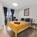 Heart Of Stratford Olympic Park 3 Bedroom